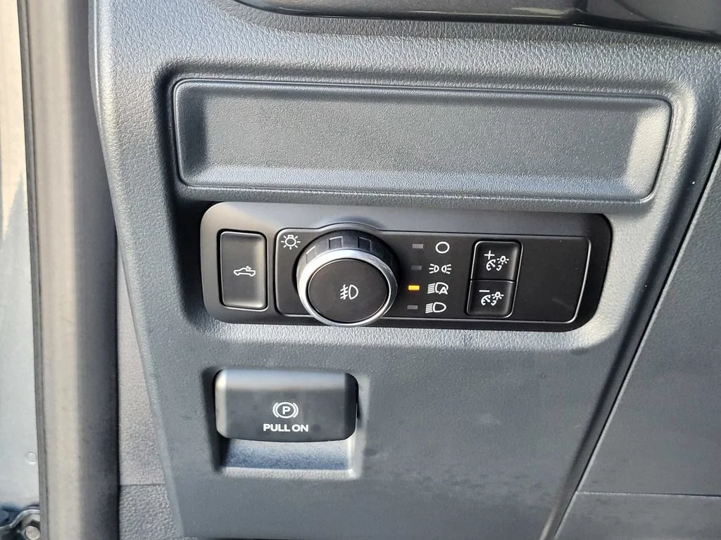 Used 2026  Ford STX image 27
