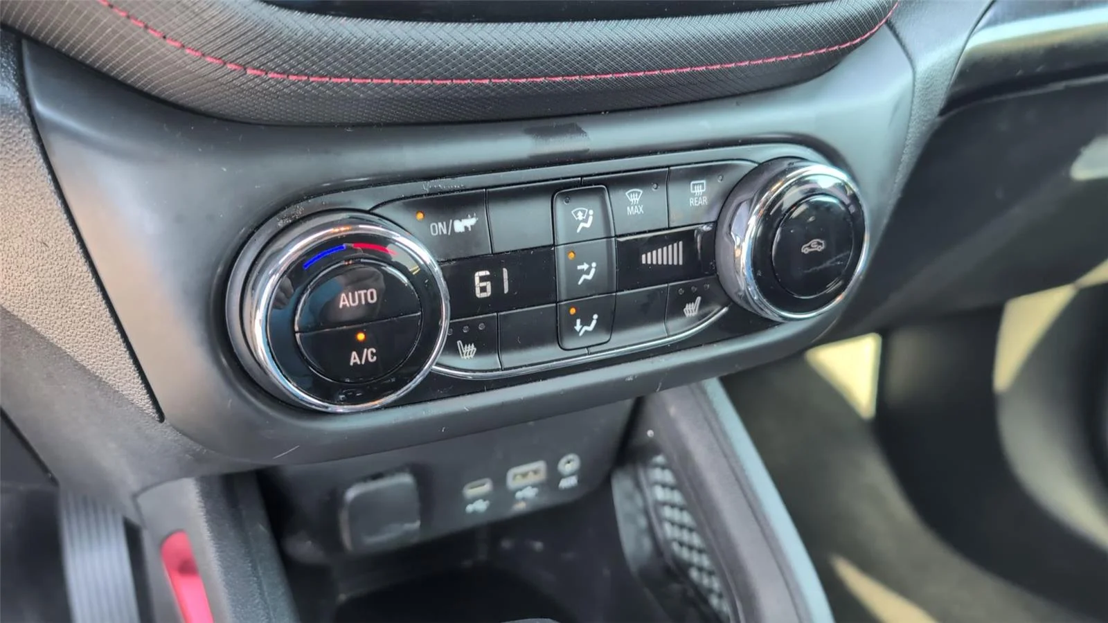 Used 2021 SATIN STEEL METALLIC Chevrolet RS image 17