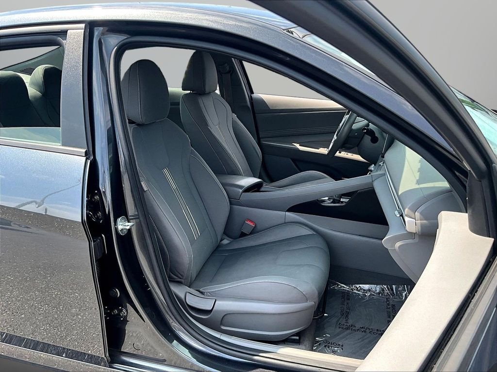 Certified Used 2023 Gray Hyundai SEL image 28