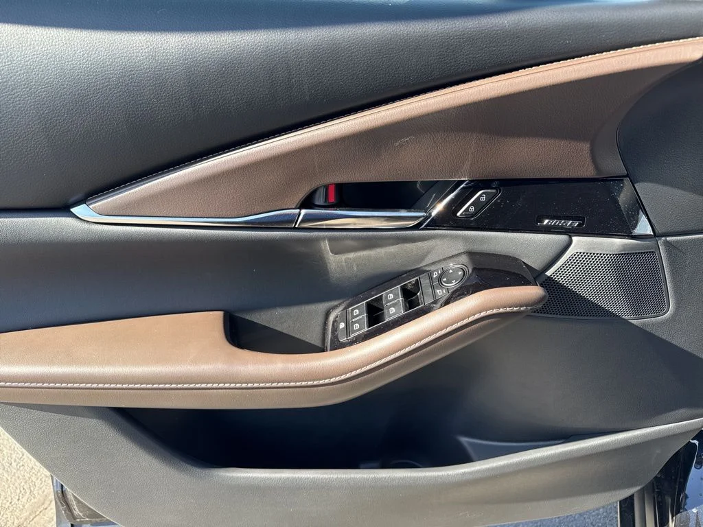 2025 Mazda CX-30 Premium - Photo 16