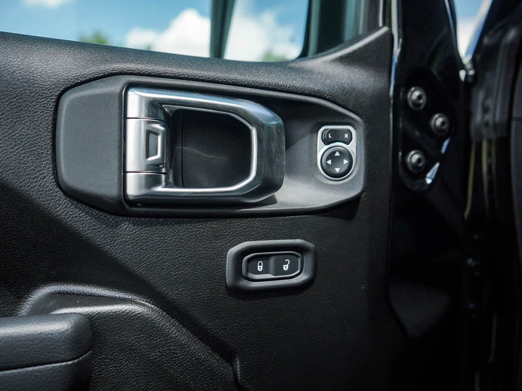 New 2026 Black Clearcoat Jeep 85th Anniversary Edition image 17