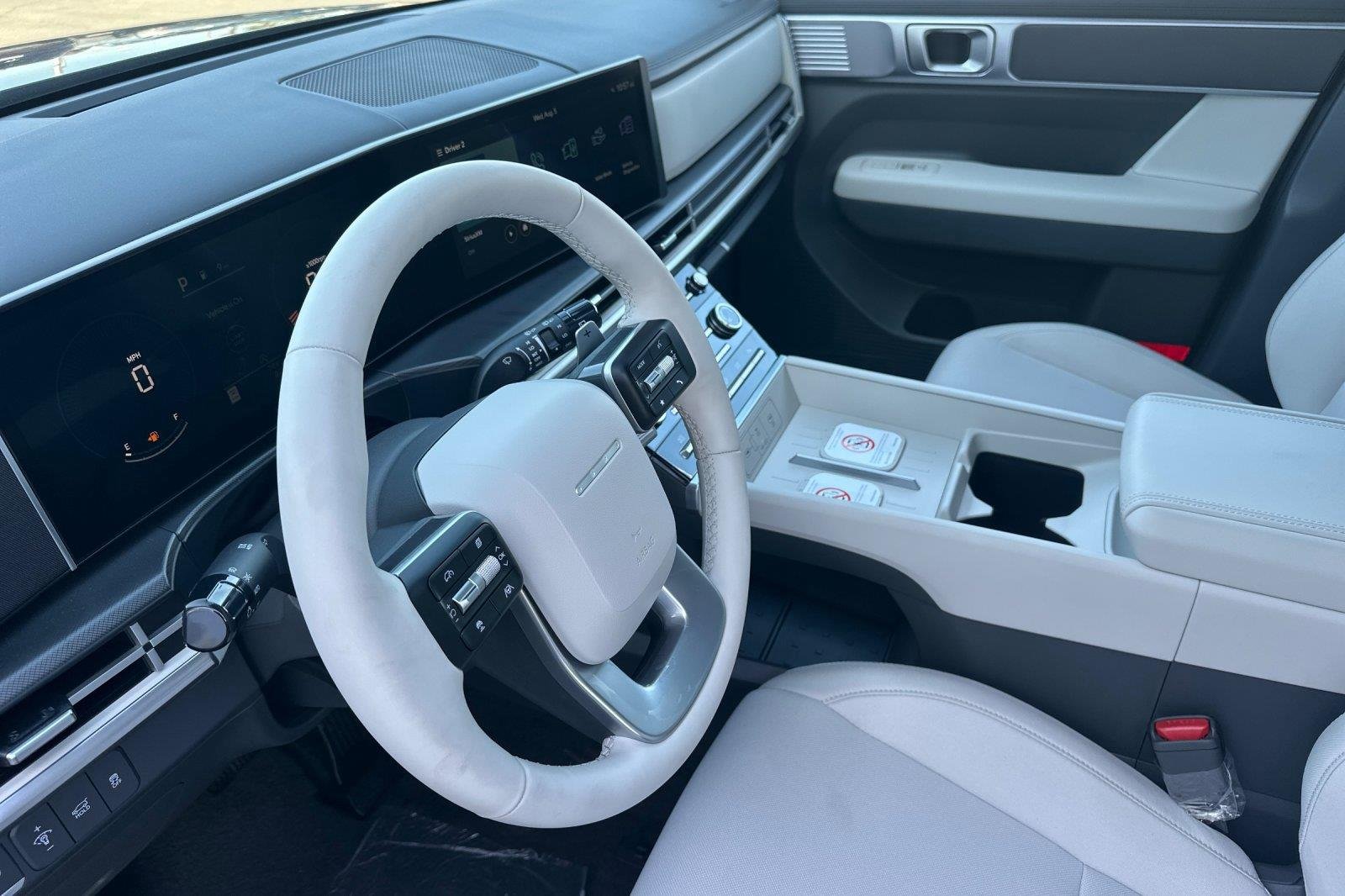 New 2026 Phantom Black Hyundai SE FWD image 38