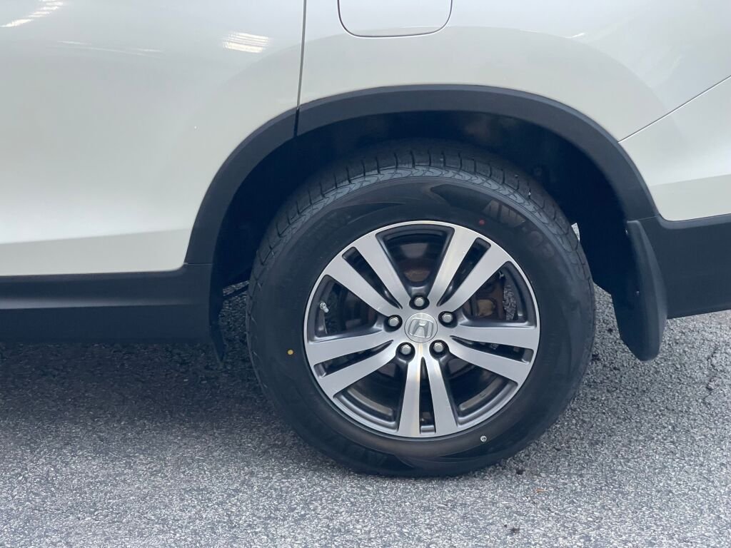 Certified Used 2017  Honda EX-L image 38