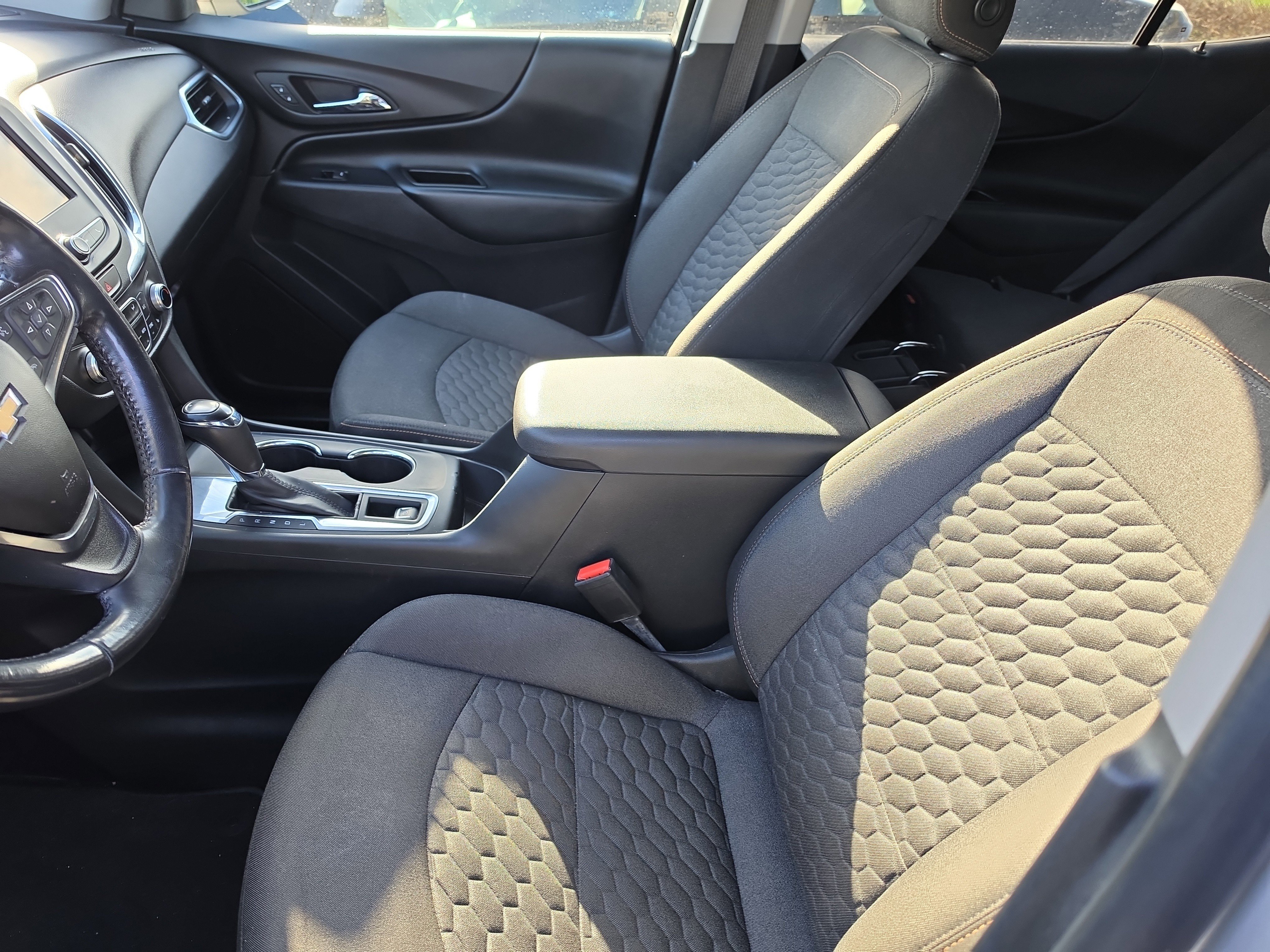 Used 2019 SILVER ICE METALLIC Chevrolet LT image 6