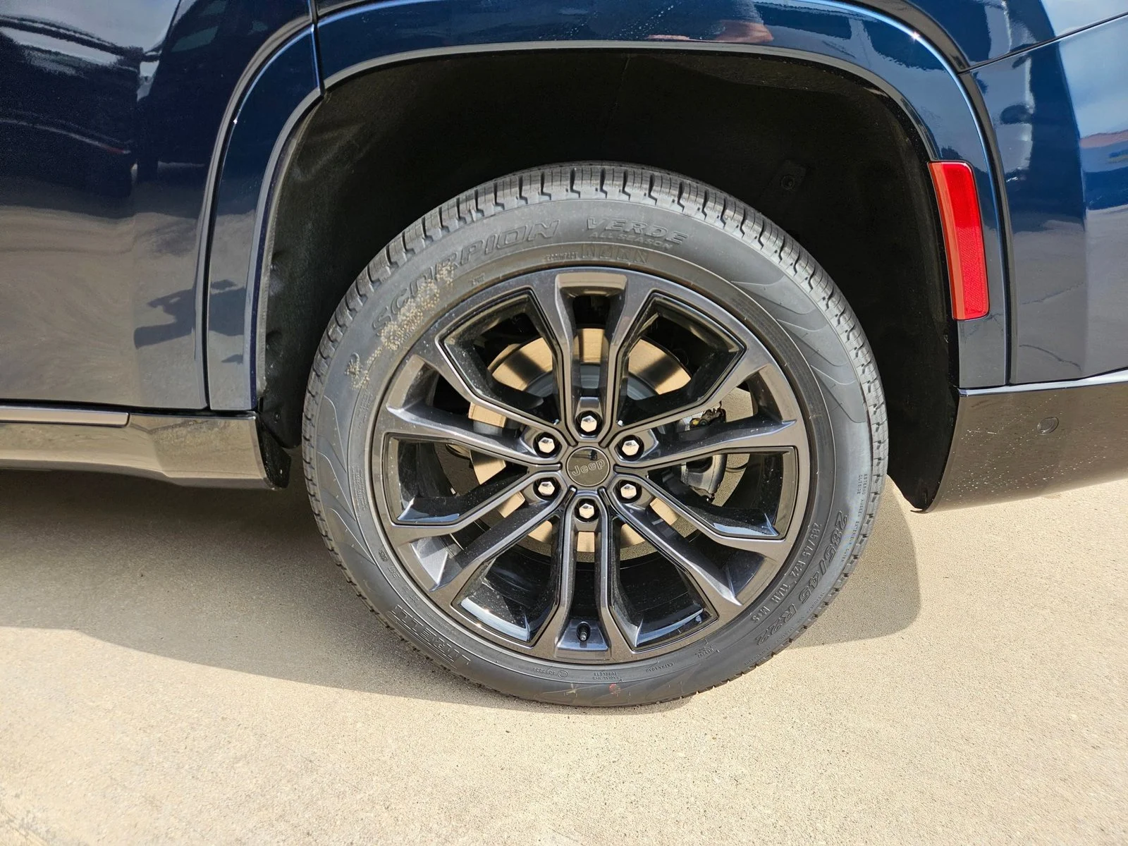 New 2026 Fathom Blue Pearlcoat Jeep Summit Obsidian image 9
