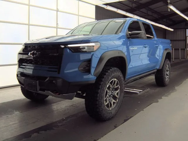 2025 Chevrolet Colorado 4WD ZR2 Crew Cab Short Box's photo