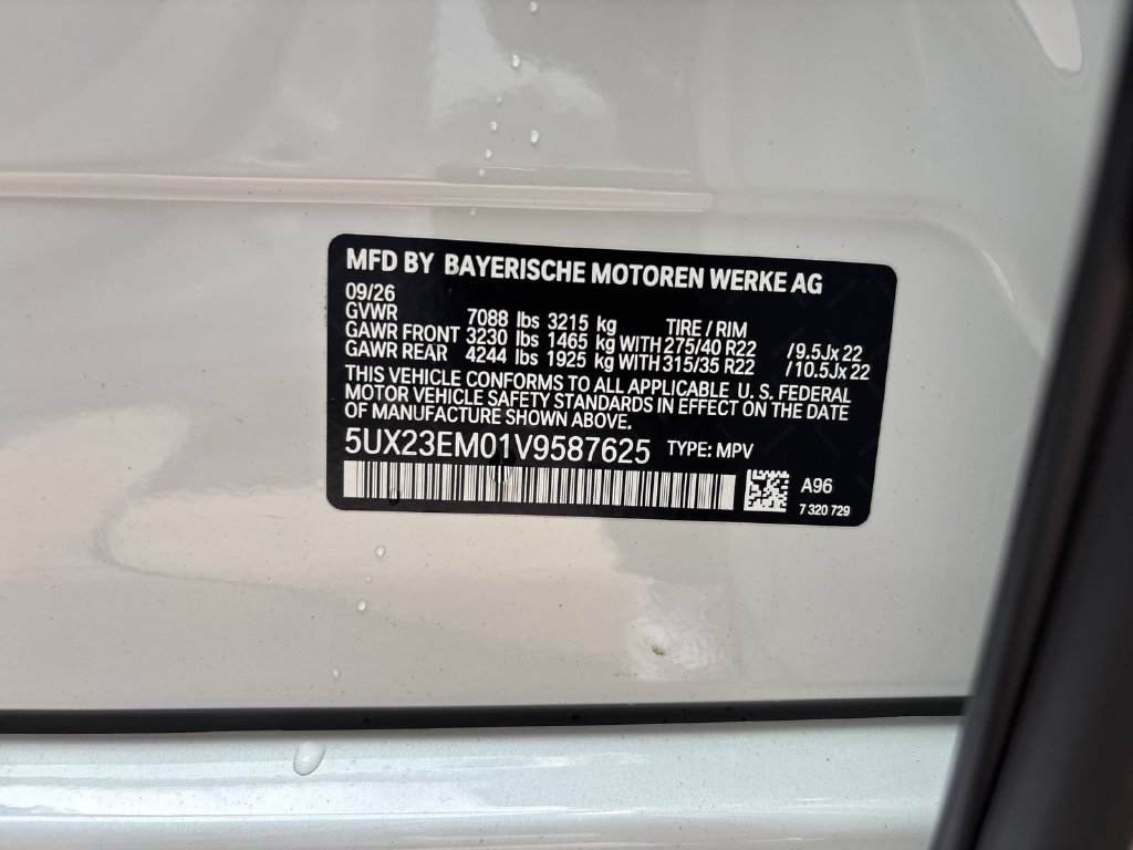 New 2027 Mineral White Metallic BMW xDrive40i image 23