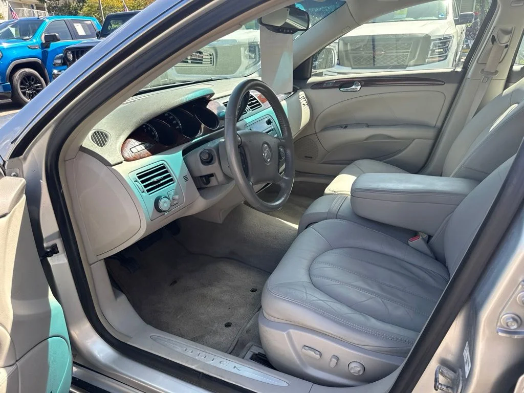 Used 2010 Silver Buick CXL Premium image 11