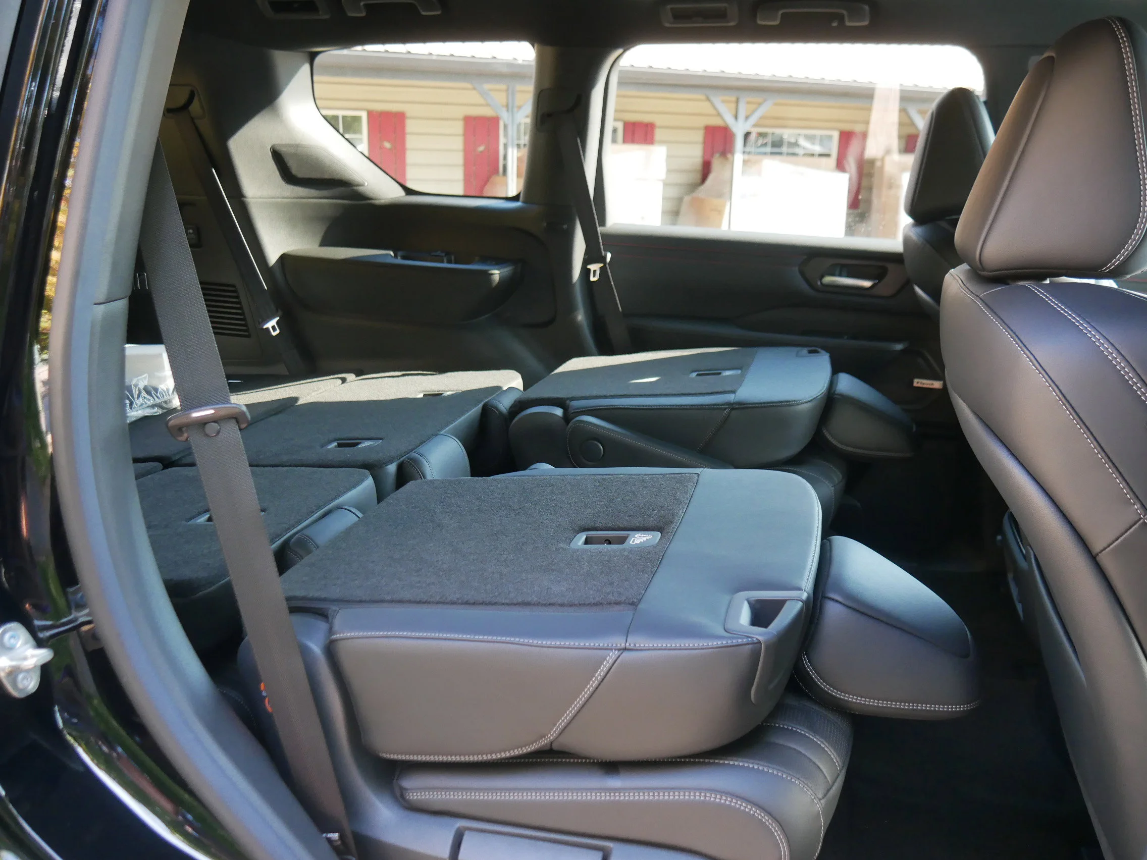 2026 Nissan Armada PRO-4X - Photo 33