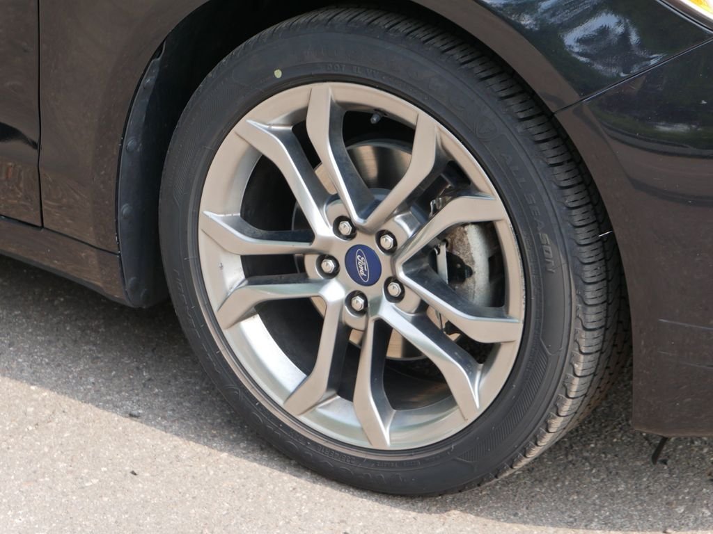 Certified Used 2020 Black Ford SEL image 7