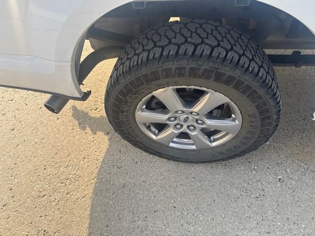 Used 2018 White Ford XLT image 16