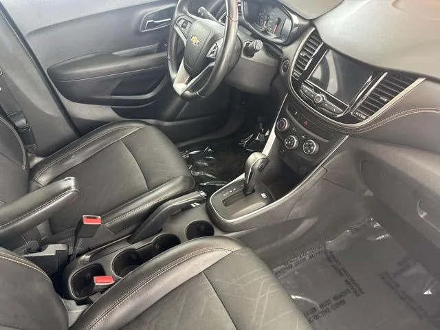 Used 2018 Red Chevrolet LT image 21