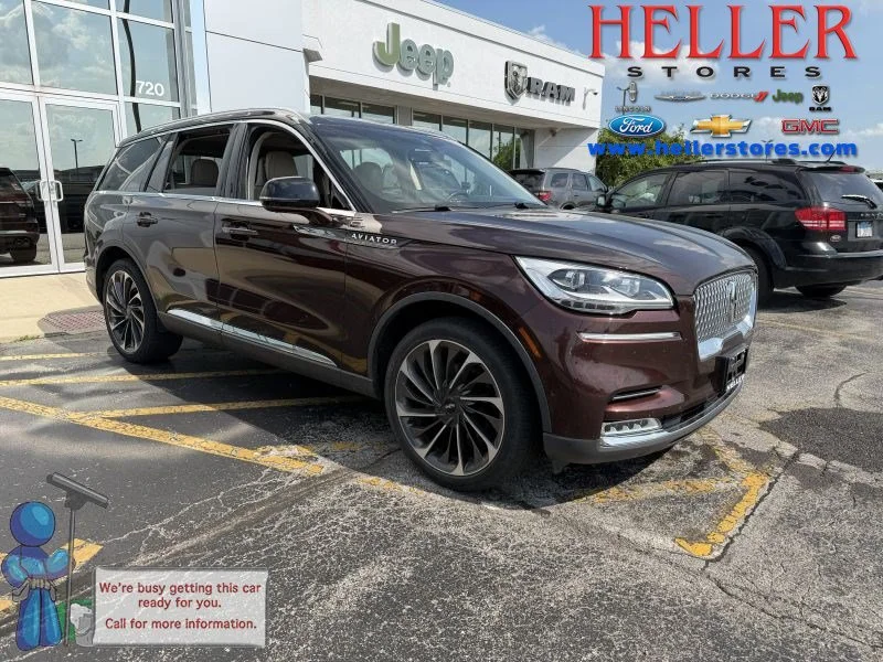 Used 2020 Copper Metallic Lincoln Reserve image 1