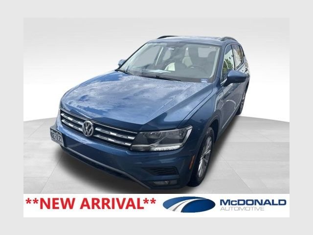 Used 2018 Blue Volkswagen 2.0T SE image 1