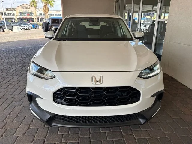 Used 2025  Honda LX image 4