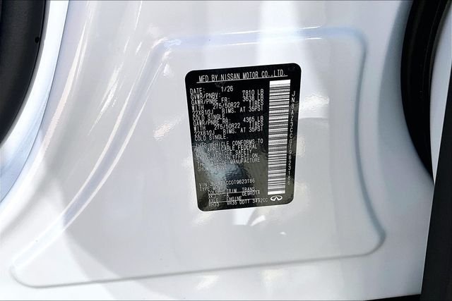 New 2026 2T RADIANT WHIT INFINITI AUTOGRAPH image 36