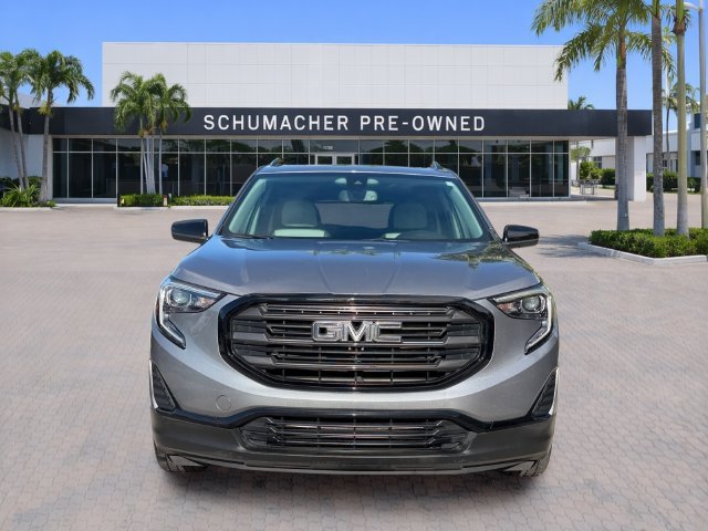 Used 2021 Gray GMC SLE image 2