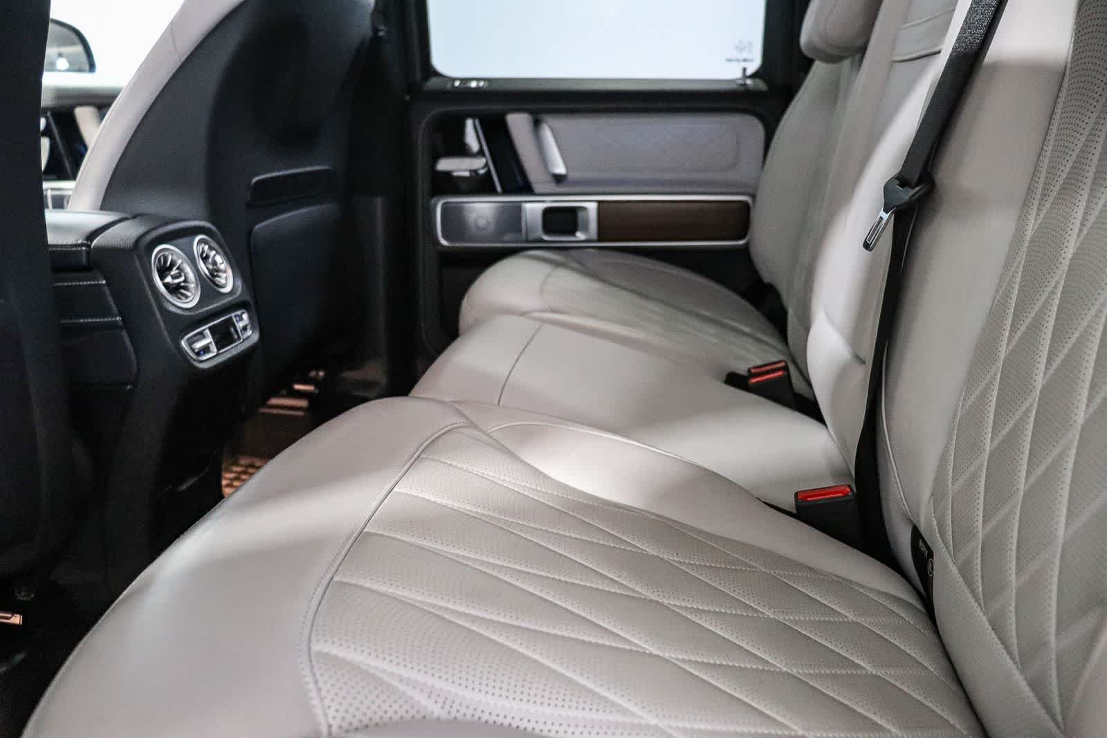 Used 2023 Mojave Silver Metallic Mercedes-Benz G 550 image 19