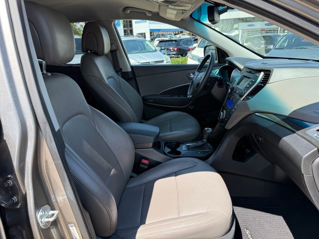 Used 2014 Mineral Gray Hyundai 2.0T image 17