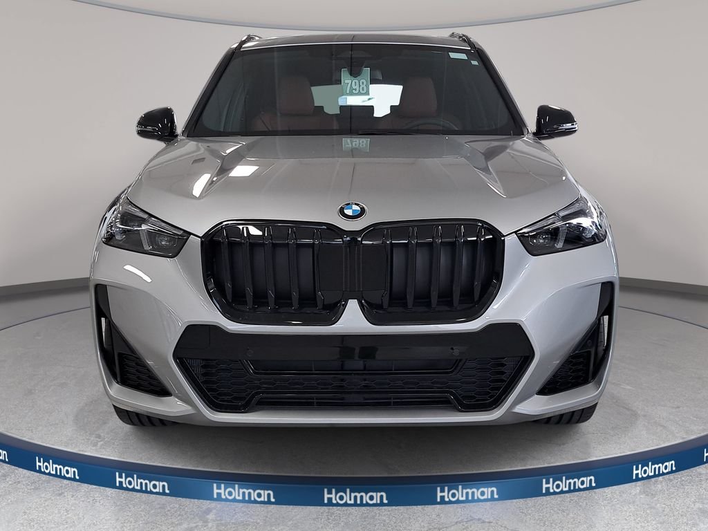 New 2026 Space Silver Metallic BMW xDrive28i image 2