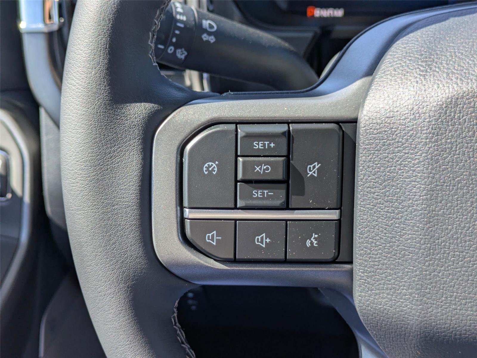 New 2026 Agate Black Metallic Ford F-250® Lariat® image 17