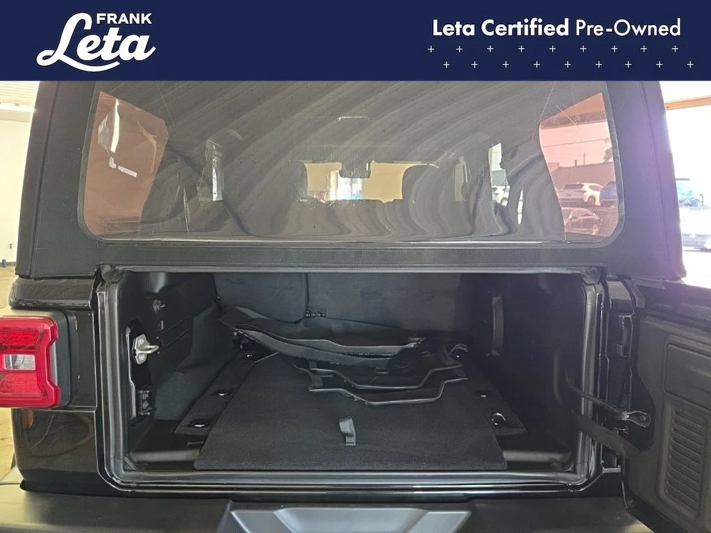 Used 2024 Black Jeep Sahara image 22