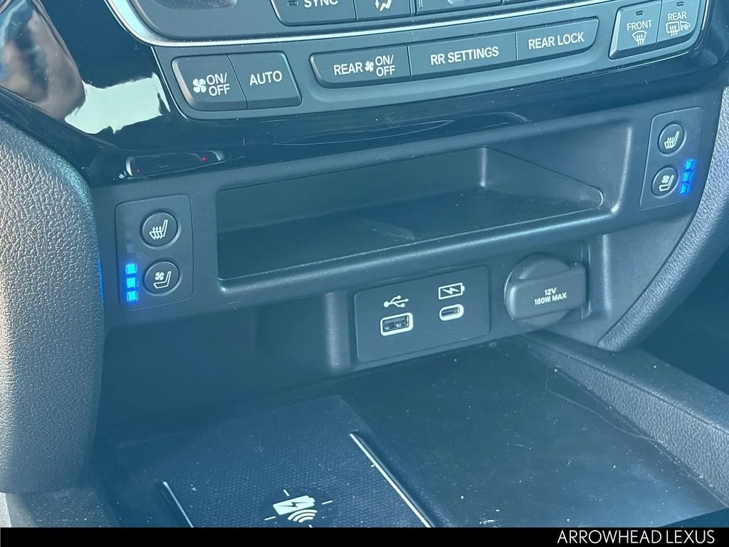 Used 2025 White Honda Black Edition image 28