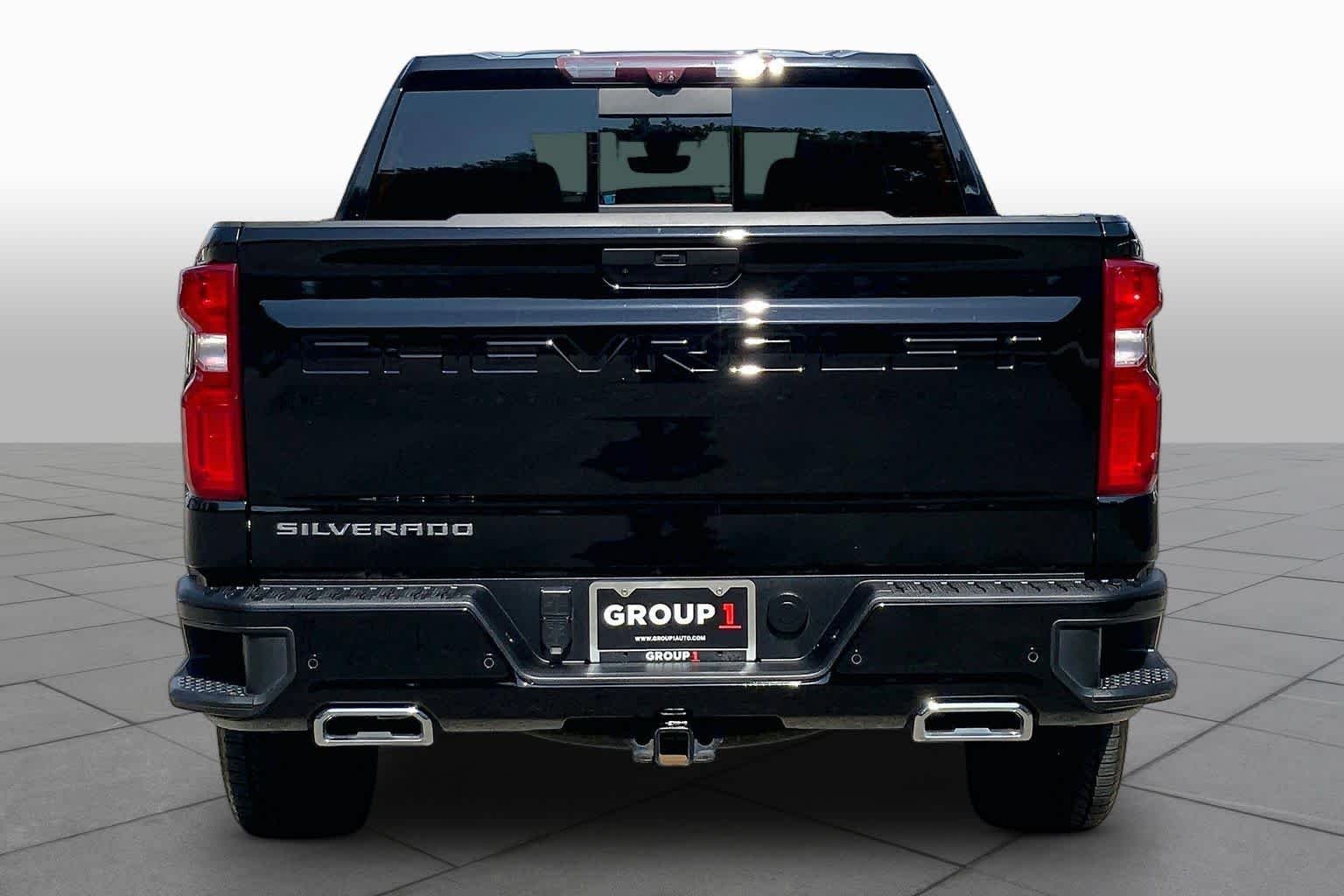 Used 2021 Black Chevrolet High Country image 4