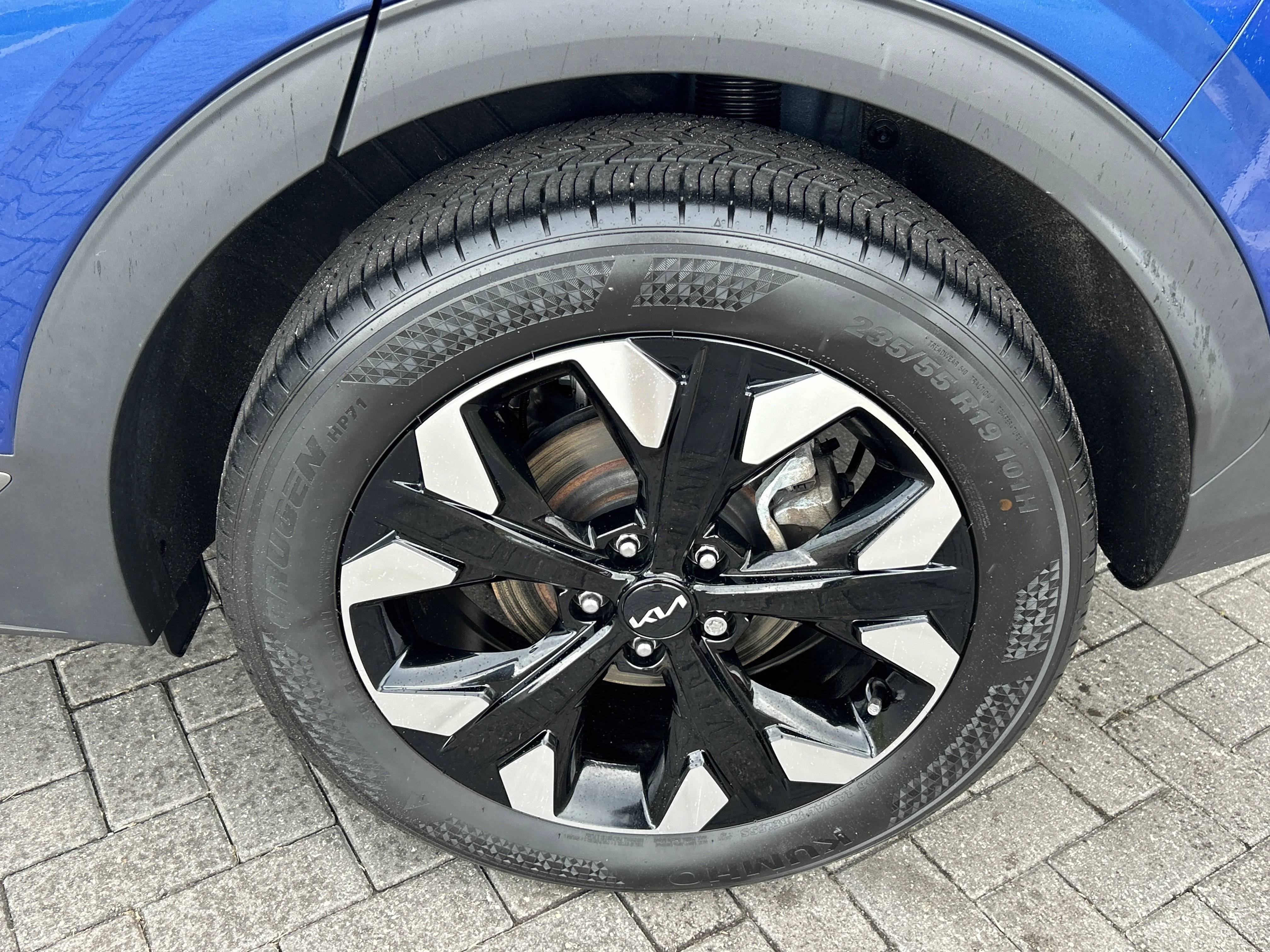 Used 2023 Sapphire Blue Kia X-Line image 27