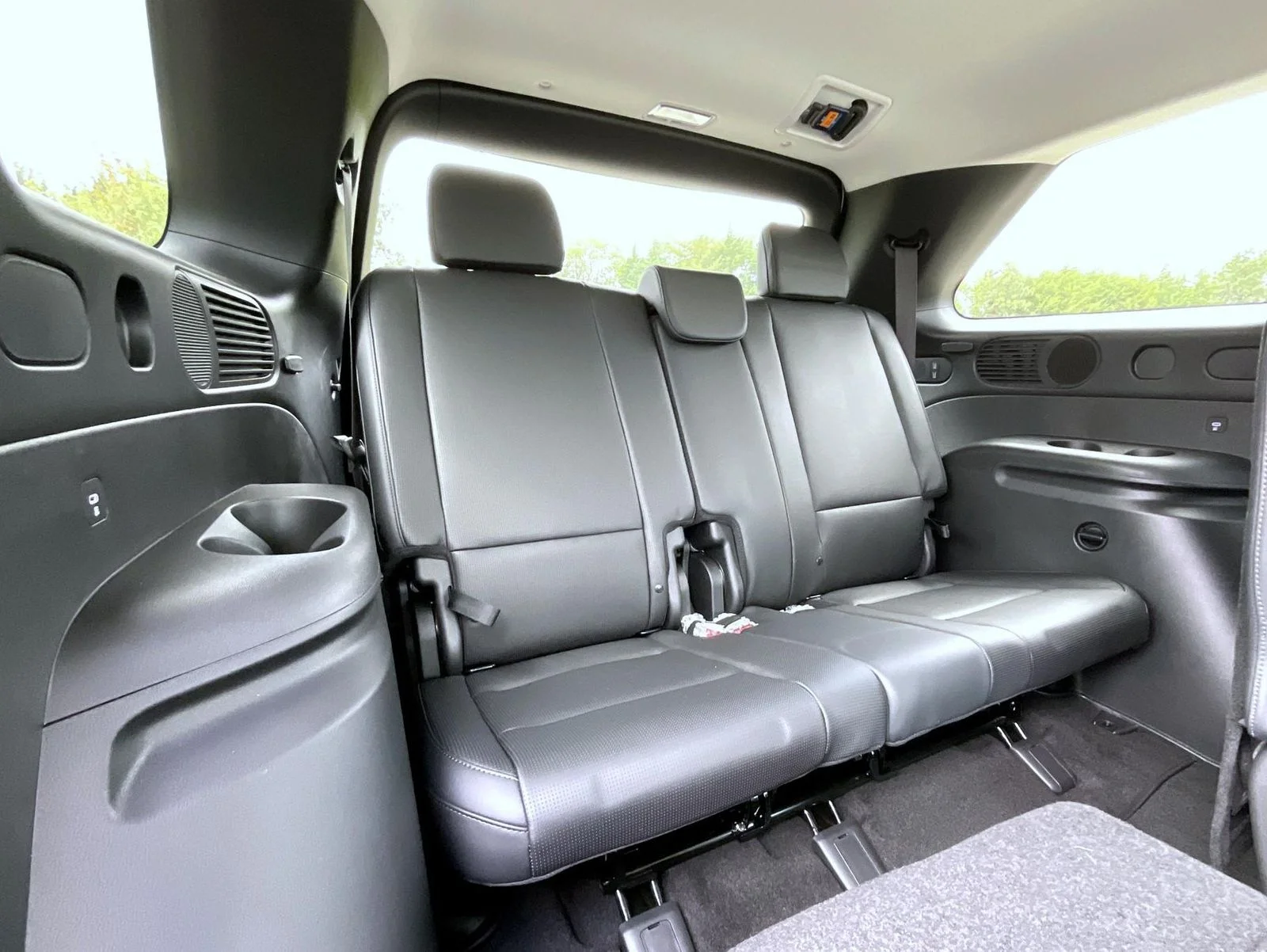 New 2026 White Hyundai SEL Premium image 20