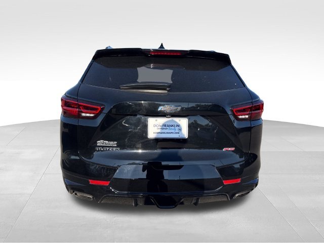 Used 2023 Black Chevrolet RS image 4