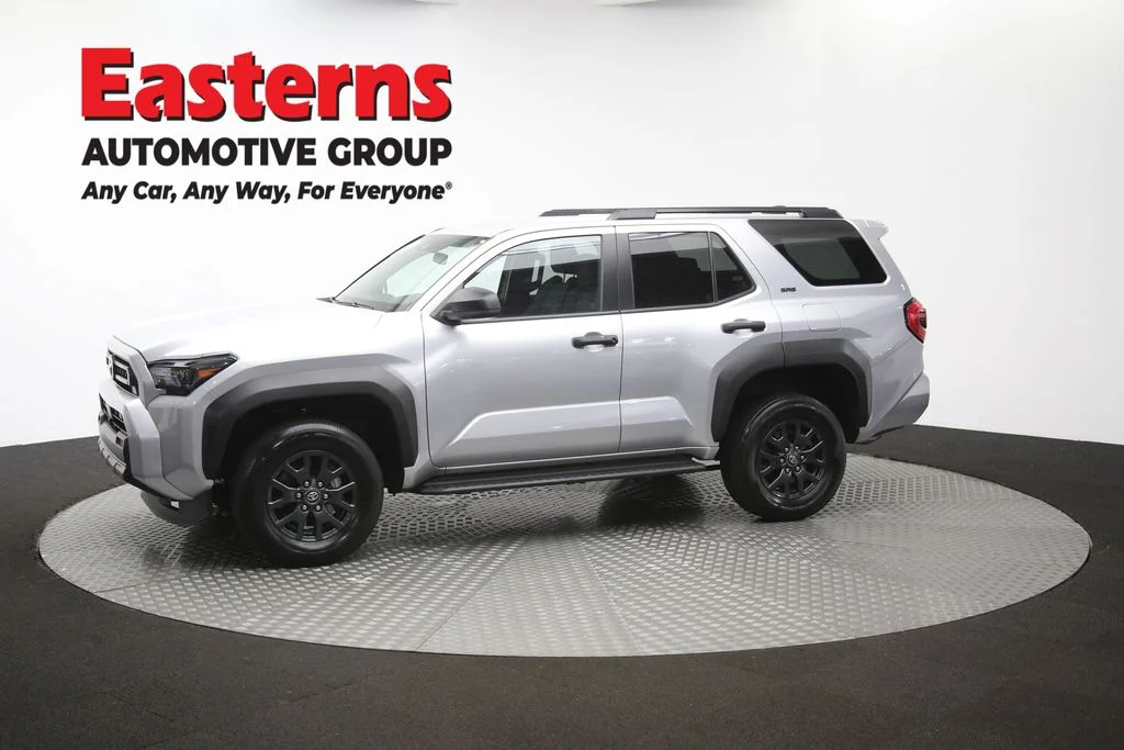 Used 2025 Silver Toyota SR5 image 57