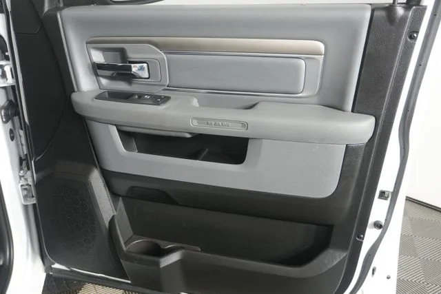 Certified Used 2019 Bright White Clearcoat Ram Warlock image 34