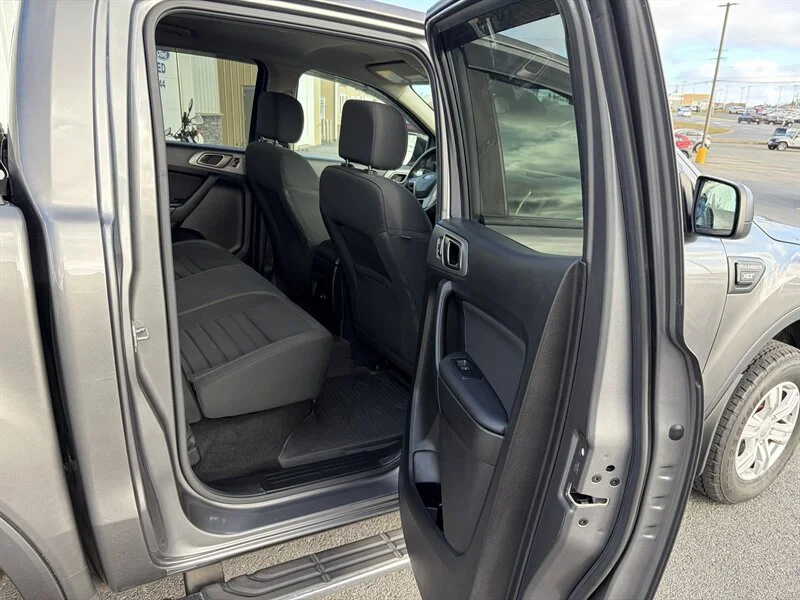 Used 2021 Grey Ford XLT image 16