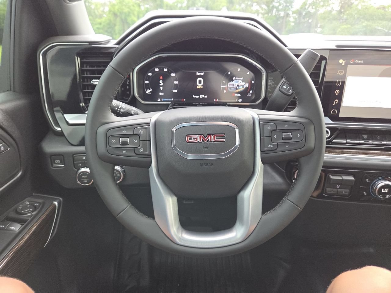New 2026 Summit White GMC SLE image 25