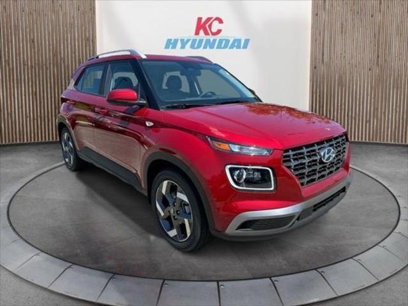 Used 2025 Ultimate Red Hyundai Limited image 7