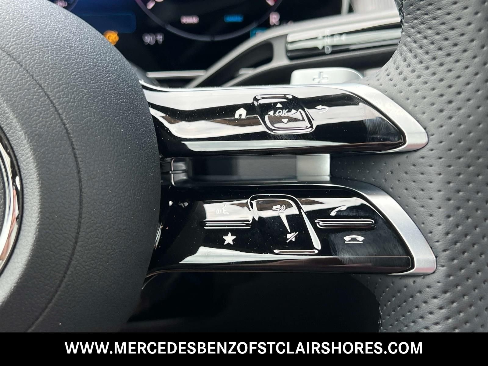 New 2026 Cirrus Silver Metallic Mercedes-Benz GLC 300 image 27