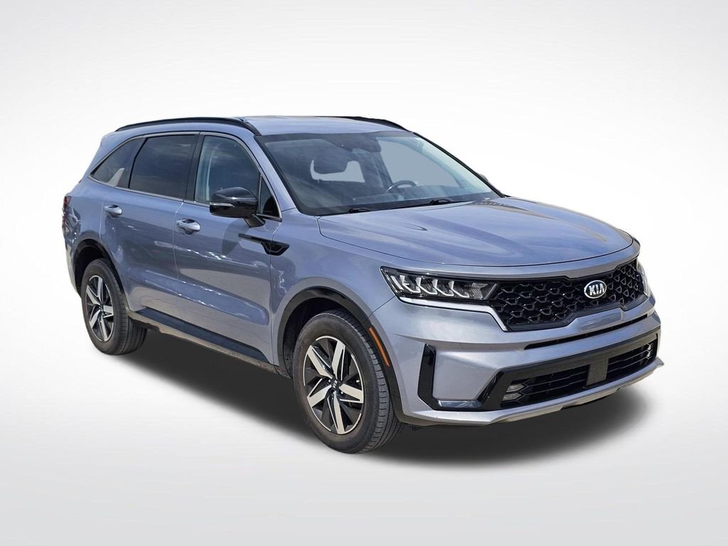 Used 2021 Silver Kia EX image 1