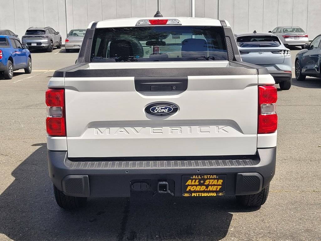 New 2026 Oxford White Ford XLT image 4