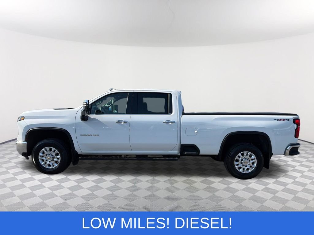 2024 Chevrolet Silverado 3500HD LTZ - Photo 8