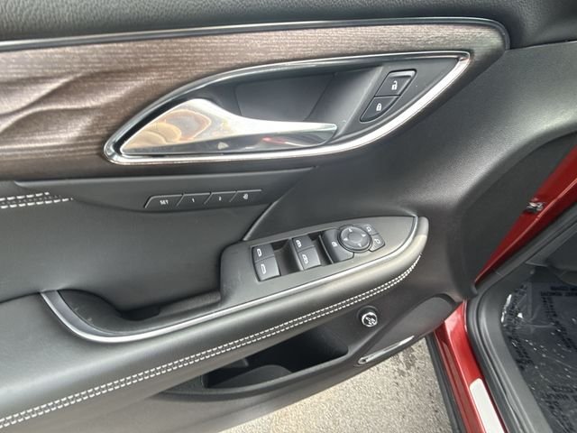 Used 2023 Red Buick Avenir image 13