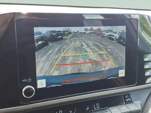 Used 2025  Toyota LE image 6