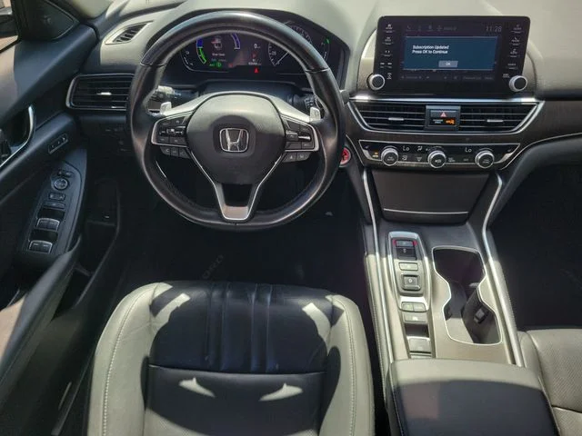 Used 2022 Silver Honda EX-L image 15