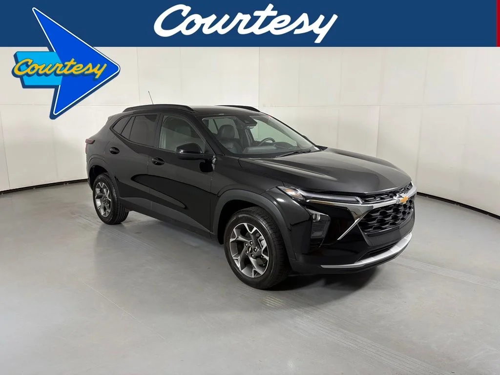 Used 2025 Black Chevrolet LT image 1