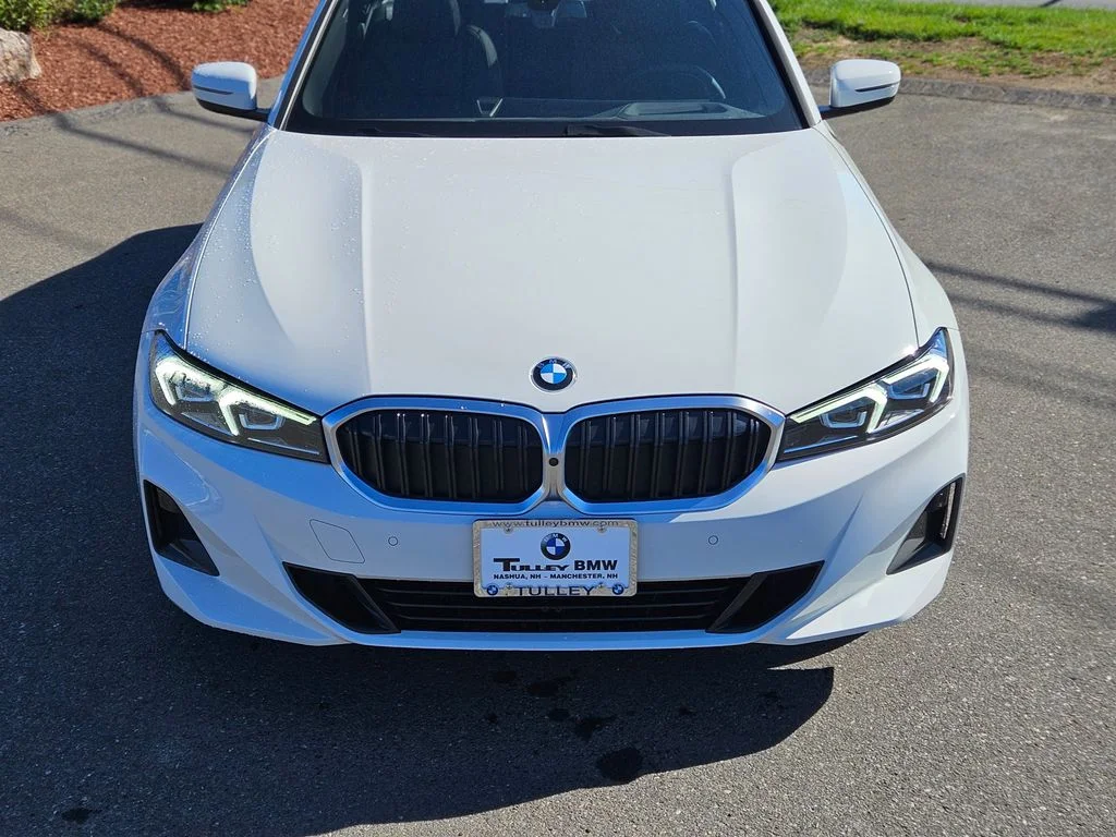 Used 2025 Alpine White BMW 330i xDrive image 8