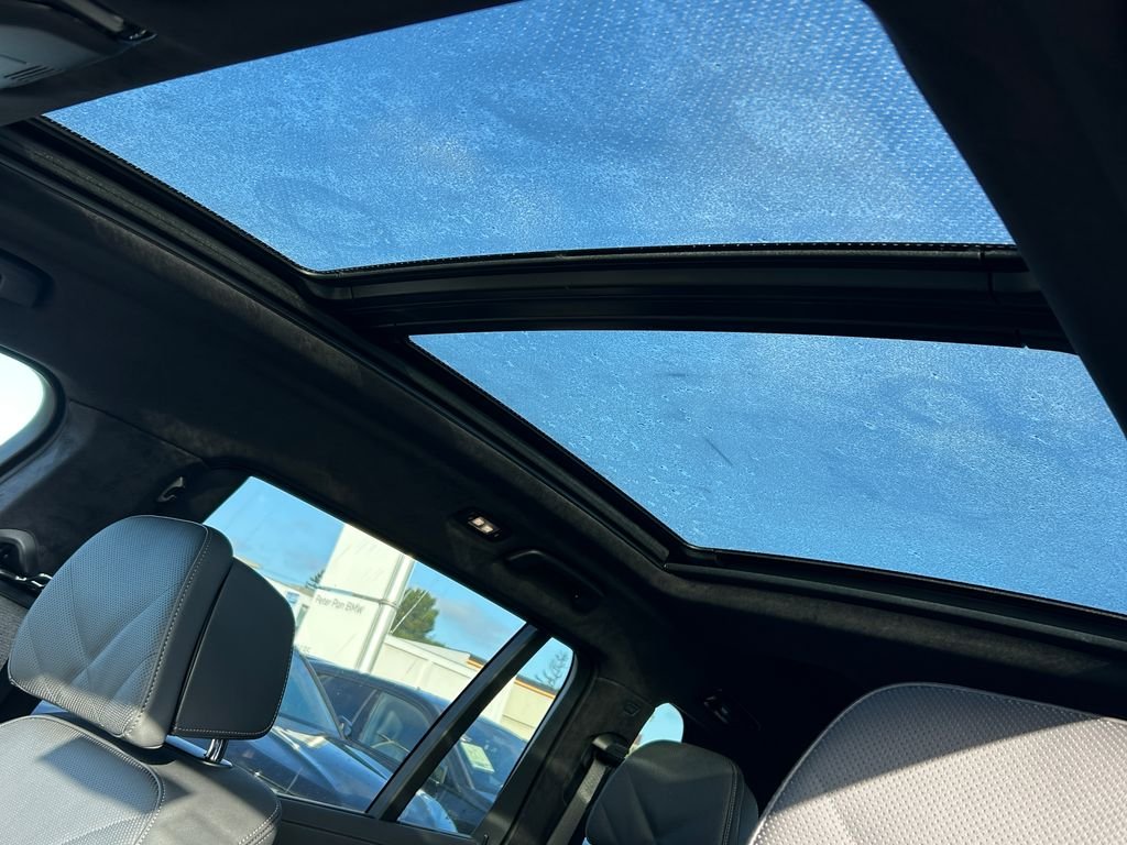 New 2027 Dravit Grey Metallic BMW xDrive40i image 16