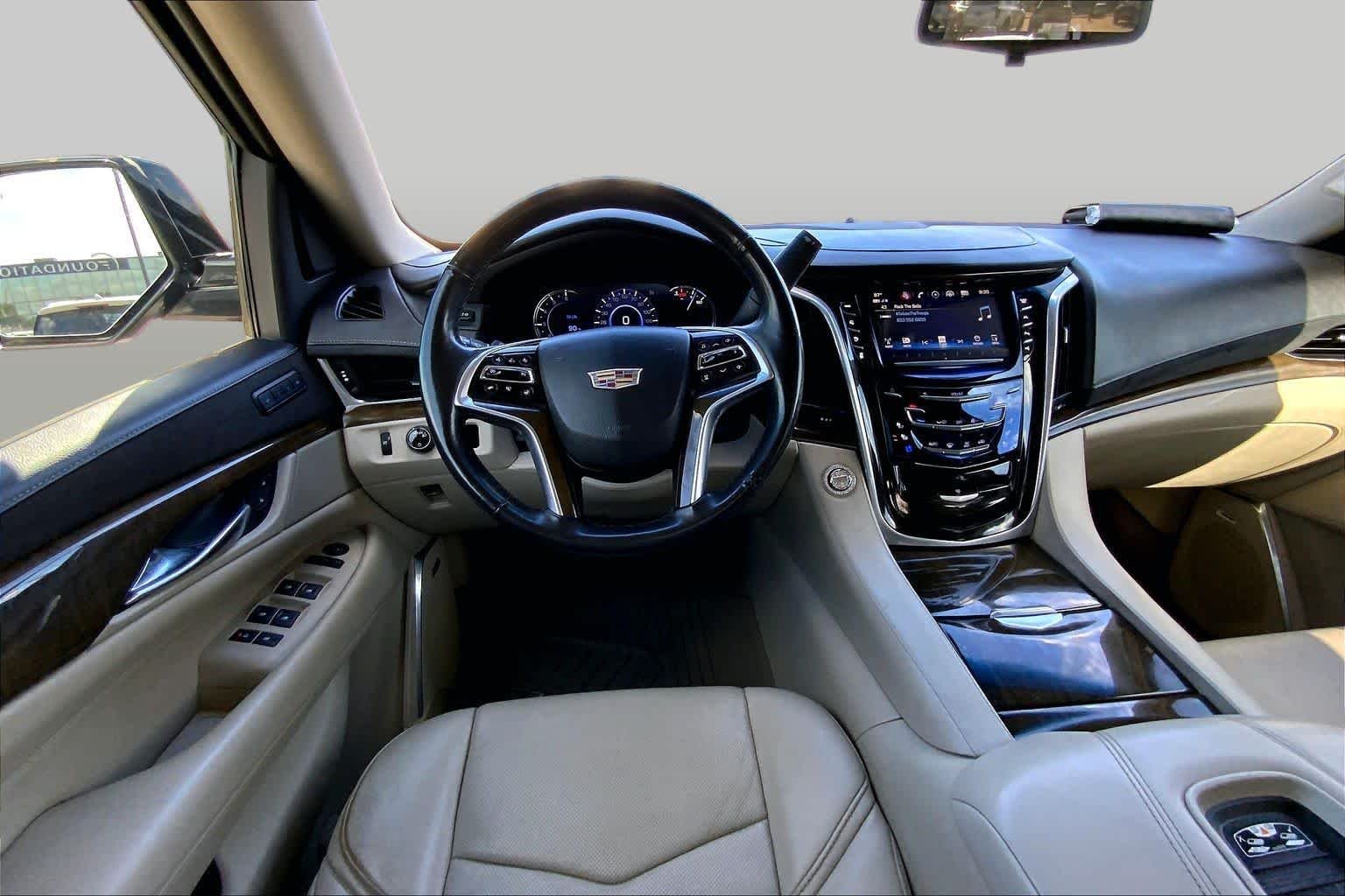 2019 Cadillac Escalade Premium Luxury - Photo 6