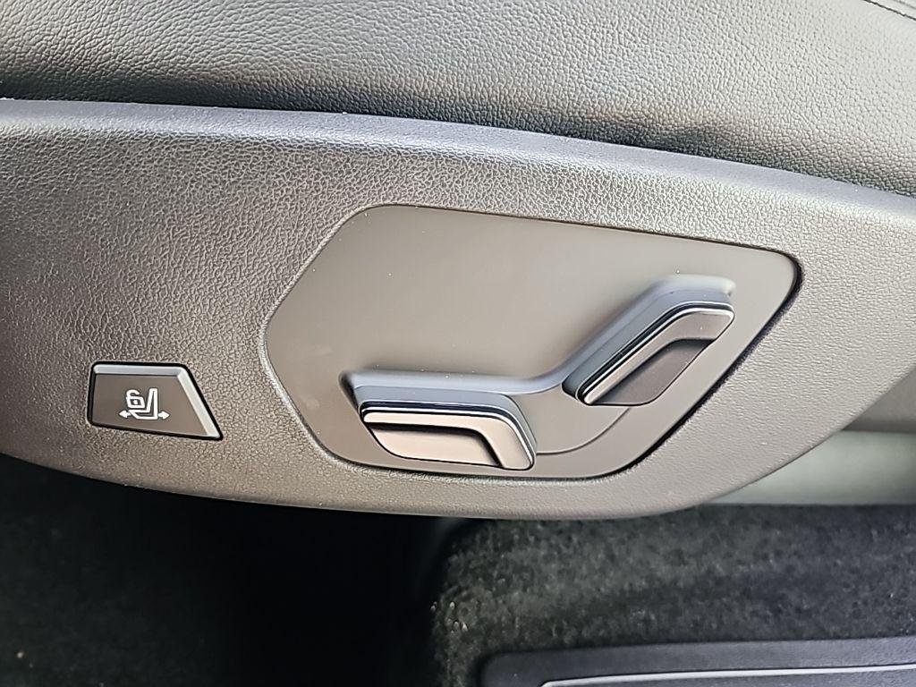 2026 Hyundai Santa Fe Limited - Photo 34