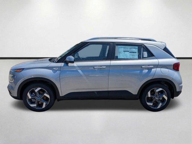 New 2026 Shimmering Silver Hyundai SEL image 8