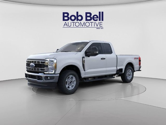 2026 Ford Super Duty F-350® XLT